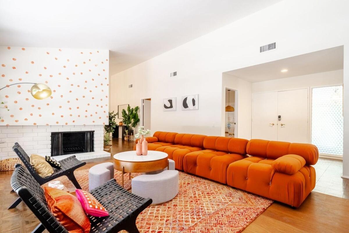 Сasa de vacaciones 6 Minutes To Universal With Game Room, Heated Pool & *