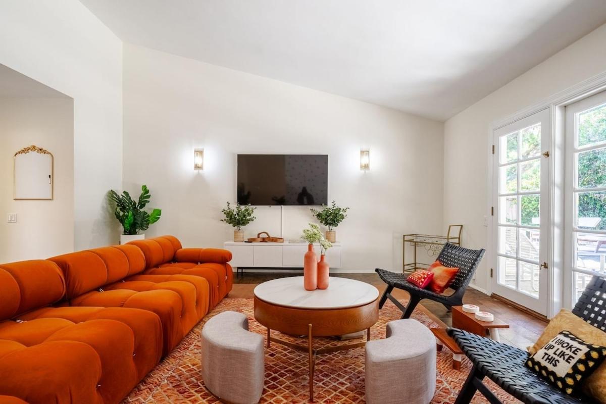 Сasa de vacaciones 6 Minutes To Universal With Game Room, Heated Pool & *